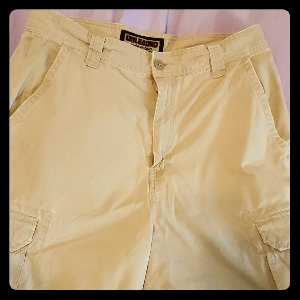 Men's cargo shorts